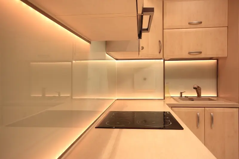Luzes de LED para decoração: veja como usar na sua casa!